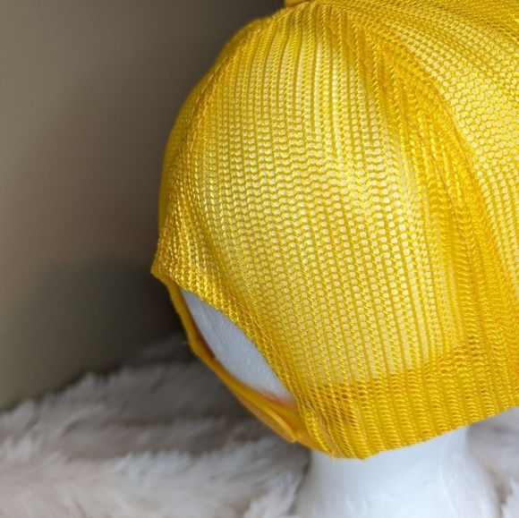 1992 WIAA TRUCKER HAT Adjustable Snap Back Ringed Brim VINTAGE WISCONSIN - Picture 9 of 12